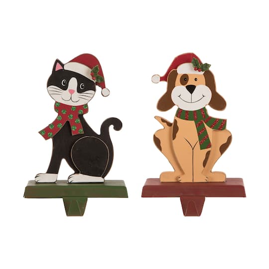 Glitzhome&#xAE; 8&#x22; Wooden Metal Cat and Dog Stocking Holder Set
